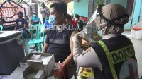 Hindari Kerumunan, Polres Jombang Lakukan Vaksin Langsung Kerumah Warga