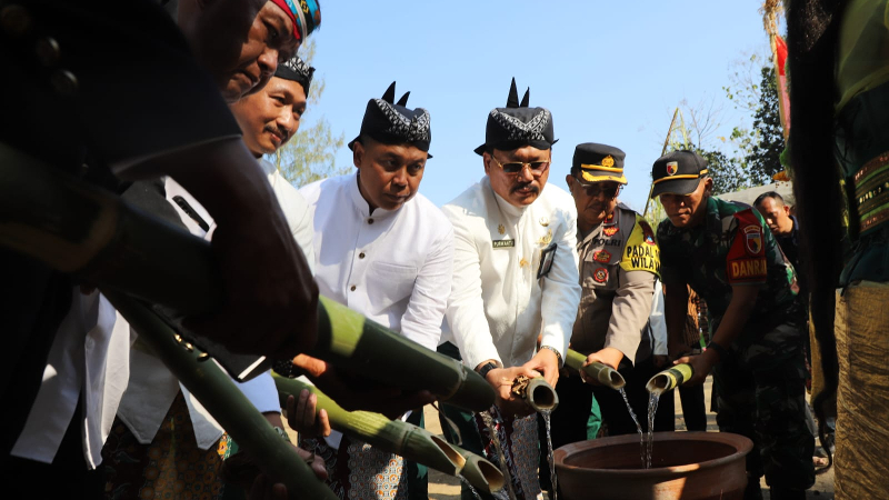 Kirab Budaya Cupak