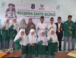 11 Santri Pesantren Seblak Terima Beasiswa Baznas Rl