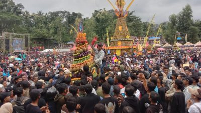 Ribuan Orang Semarakkan Kenduren Wonosalam 2025