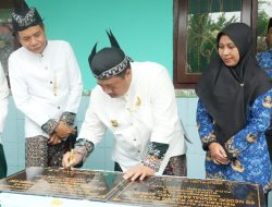 27 SD Peroleh Program Pembangunan dan Rehabilitasi Prasarana, Ini Pesan Bupati Jombang