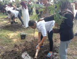 Gerakan 1 Pernikahan 1 Pohon, Setiap Pasangan Calon Pengantin di Jombang Diminta Tanam Pohon