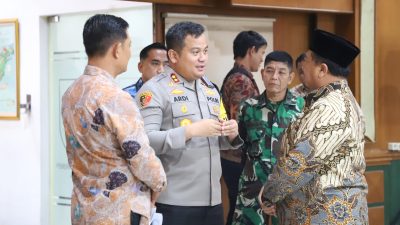 Jombang Siap Amankan Perayaan Natal dan Tahun Baru, Bupati Warsubi Tekankan Sinergi dan Kewaspadaan